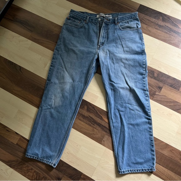 Vintage Levi’s Relaxed Fit (Estimated Size 16) - Picture 6 of 8